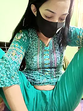 Snapshot of Night_Queen3 chatting on 2, 12, 2025 Night Queen3 online show from 2, 12, 2025