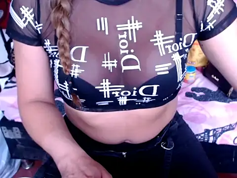 Snapshot of Camila_stacy chatting on 11, 11, 2025 Camila stacy online show from 11, 11, 2025