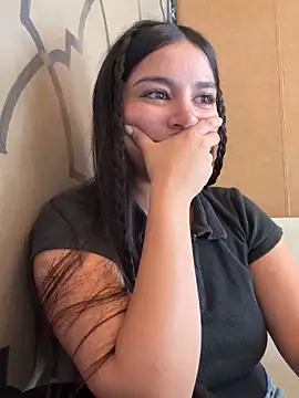 GODDESS zyrene online show from 18, 11, 2025