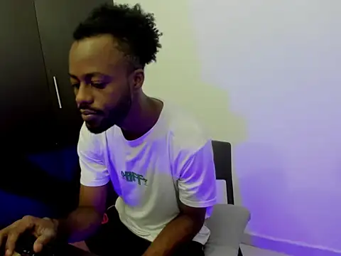 BenhtenBlack25 online show from 6, 2, 2026