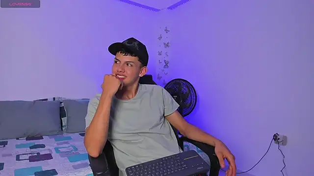 Snapshot of Axel_Cody_ chatting on 26, 10, 2025 Axel Cody online show from 26, 10, 2025