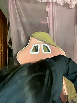 Listen-ly online show from 5, 12, 2025