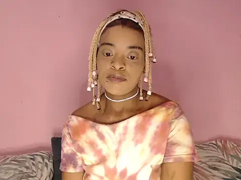 Snapshot of fifiqueen25 chatting on 19, 10, 2025 fifiqueen25 online show from 19, 10, 2025