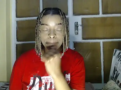 Snapshot of fifiqueen25 chatting on 9, 11, 2025 fifiqueen25 online show from 9, 11, 2025