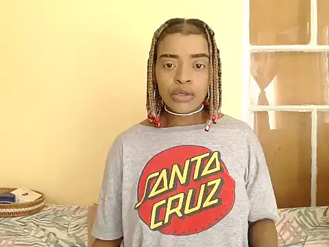 Snapshot of fifiqueen25 chatting on 26, 11, 2025 fifiqueen25 online show from 26, 11, 2025