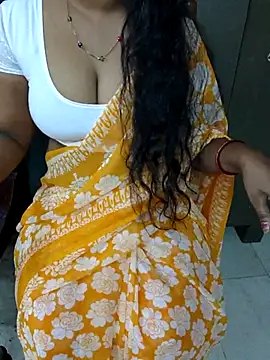 Snapshot of Nikitha_telugu chatting on 29, 11, 2025 Nikitha telugu online show from 29, 11, 2025