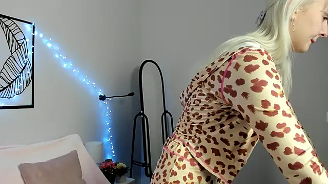 AdeleSilver online show from 12, 11, 2025