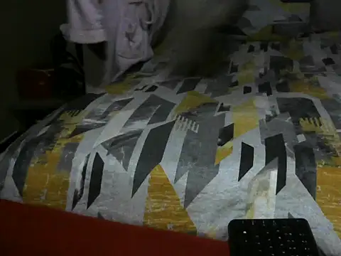 Snapshot of AfroGodesss124 chatting on 18, 12, 2025 AfroGodesss124 online show from 18, 12, 2025