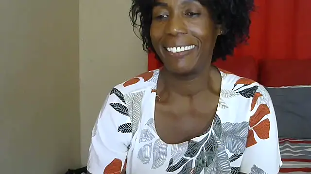 Snapshot of AfroGodesss124 chatting on 1, 2, 2026 AfroGodesss124 online show from 1, 2, 2026