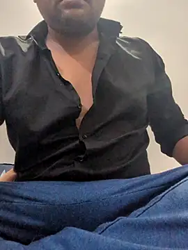 Snapshot of Akki19989 chatting on 14, 10, 2025 Akki19989 online show from 14, 10, 2025