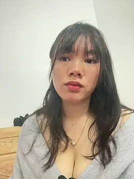 Snapshot of hanaa-show chatting on 16, 11, 2025 hanaa-show online show from 16, 11, 2025