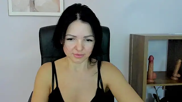 Snapshot of Mollybloom40 chatting on 26, 11, 2025 Mollybloom40 online show from 26, 11, 2025