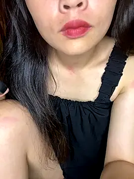 Snapshot of -HaLinh chatting on 27, 10, 2025 -HaLinh online show from 27, 10, 2025
