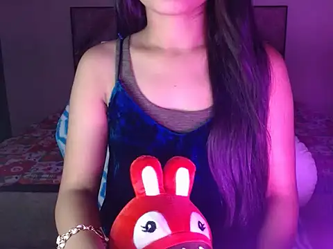 spicy sofiya - online show from 20, 11, 2025