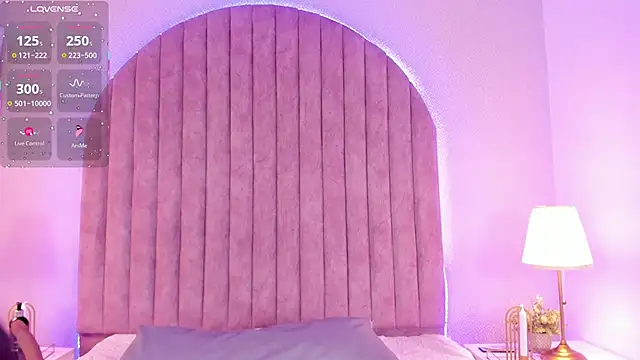 Snapshot of ShaylaDavis chatting on 20, 11, 2025 ShaylaDavis online show from 20, 11, 2025