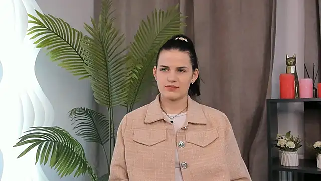 Snapshot of MiyokoShiver chatting on 16, 10, 2025 MiyokoShiver online show from 16, 10, 2025