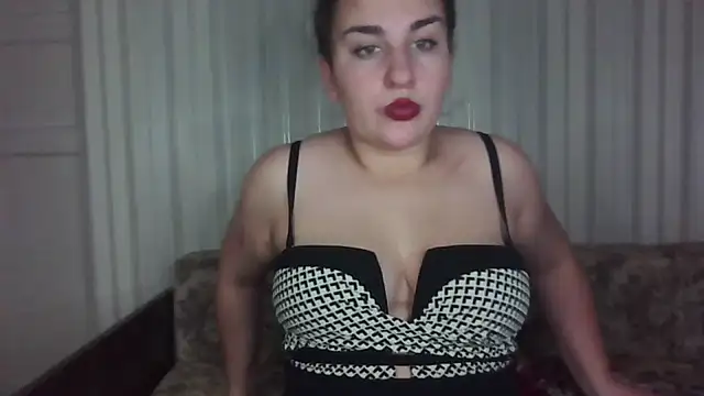Kiki Catty online show from 26, 10, 2025