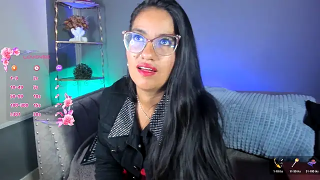 Snapshot of charlhot_ chatting on 3, 11, 2025 charlhot online show from 3, 11, 2025