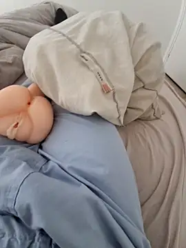 Snapshot of Mikadu95 chatting on 22, 10, 2025 Mikadu95 online show from 22, 10, 2025