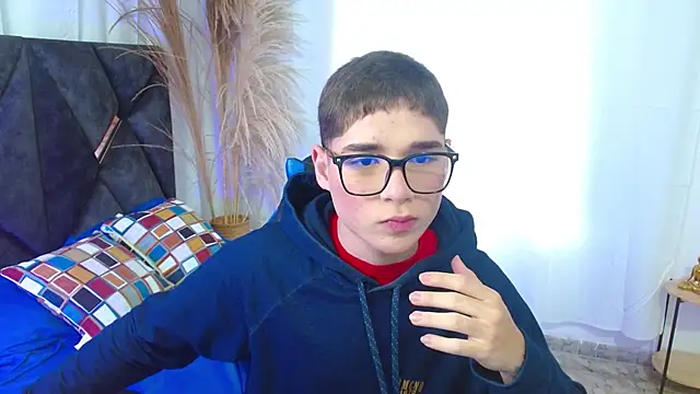 Snapshot of Mattass18 chatting on 14, 11, 2025 Mattass18 online show from 14, 11, 2025