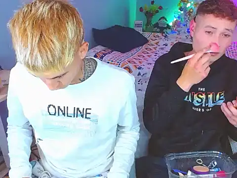 Snapshot of Latin_boysxxxx chatting on 29, 11, 2025 Latin boysxxxx online show from 29, 11, 2025