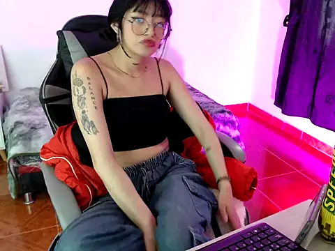 Snapshot of Isabella__666 chatting on 4, 11, 2025 Isabella 666 online show from 4, 11, 2025