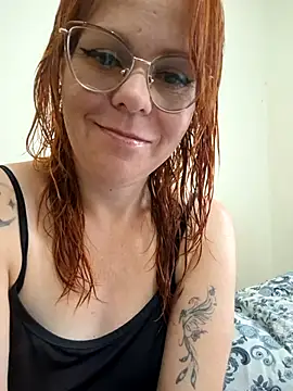 Snapshot of PorcelainDoll1 chatting on 17, 11, 2025 PorcelainDoll1 online show from 17, 11, 2025