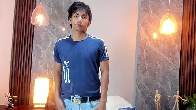 Snapshot of Thommy_shelby chatting on 29, 10, 2025 Thommy shelby online show from 29, 10, 2025