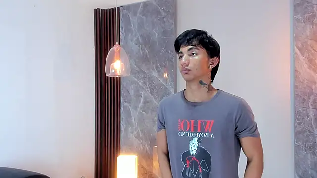 Snapshot of Thommy_shelby chatting on 30, 10, 2025 Thommy shelby online show from 30, 10, 2025