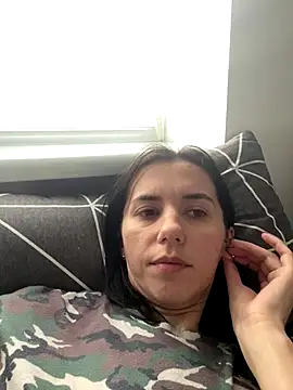 oliviya mur online show from 12, 11, 2025