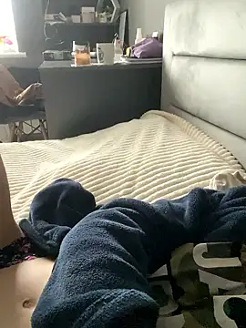 oliviya mur online show from 8, 1, 2026