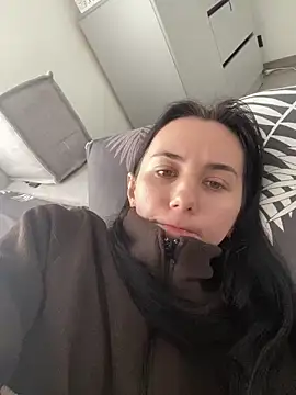 oliviya mur online show from 9, 2, 2026