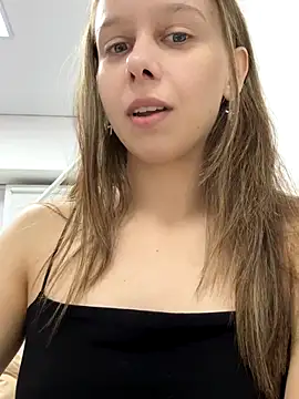 Snapshot of Ya_Siro chatting on 25, 10, 2025 Ya Siro online show from 25, 10, 2025