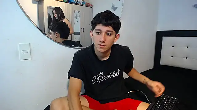 Snapshot of Dravith_Valery chatting on 27, 11, 2025 Dravith Valery online show from 27, 11, 2025