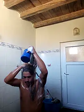 Snapshot of ogiday124 chatting on 25, 10, 2025 ogiday124 online show from 25, 10, 2025