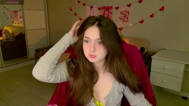 Snapshot of BellaSink chatting on 20, 11, 2025 BellaSink online show from 20, 11, 2025