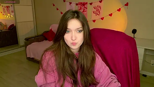 Snapshot of BellaSink chatting on 25, 11, 2025 BellaSink online show from 25, 11, 2025