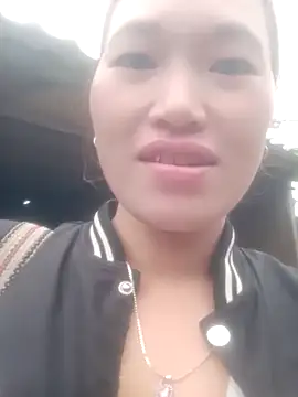 Snapshot of Myzak- chatting on 3, 11, 2025 Myzak- online show from 3, 11, 2025