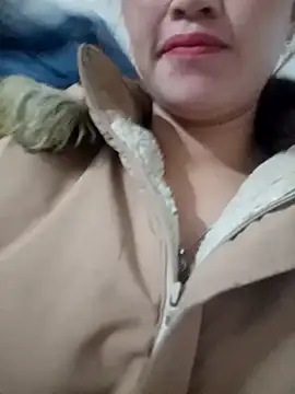 Snapshot of Myzak- chatting on 22, 11, 2025 Myzak- online show from 22, 11, 2025