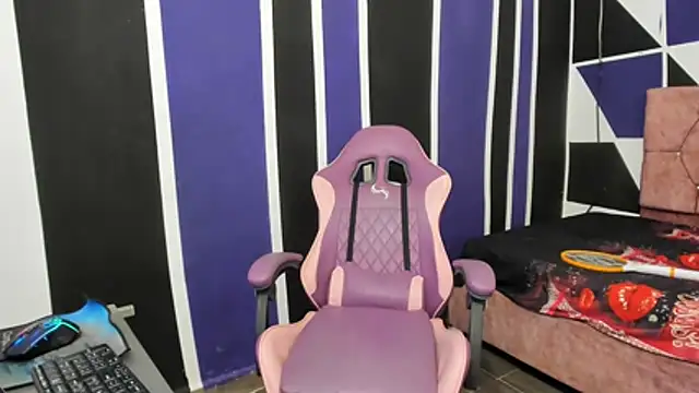 scarleth18 online show from 19, 12, 2025