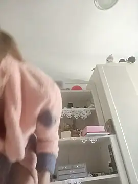 Snapshot of SandyCassie chatting on 1, 11, 2025 SandyCassie online show from 1, 11, 2025