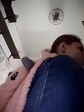 Snapshot of SandyCassie chatting on 17, 11, 2025 SandyCassie online show from 17, 11, 2025