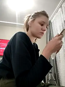 Snapshot of SandyCassie chatting on 30, 11, 2025 SandyCassie online show from 30, 11, 2025