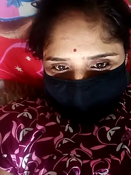 Snapshot of Rajni_chauhan chatting on 6, 11, 2025 Rajni chauhan online show from 6, 11, 2025