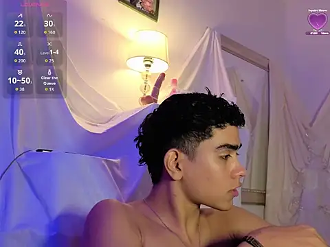 Snapshot of Yamilk101 chatting on 4, 12, 2025 Yamilk101 online show from 4, 12, 2025