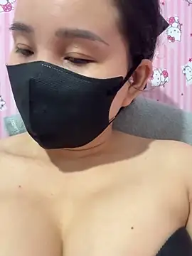 Snapshot of Tailoc2k3 chatting on 25, 10, 2025 Tailoc2k3 online show from 25, 10, 2025