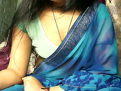 Snapshot of diksha--s chatting on 24, 11, 2025 diksha--s online show from 24, 11, 2025