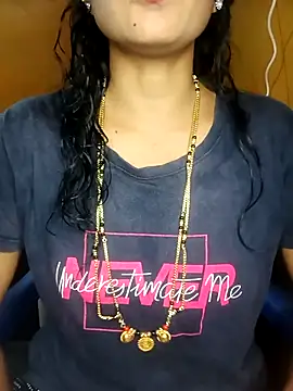 Snapshot of Deepa_telugu chatting on 8, 11, 2025 Deepa telugu online show from 8, 11, 2025