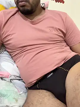 Handsome8677 online show from 5, 2, 2026