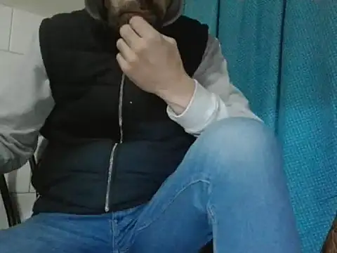 Snapshot of justmealex27 chatting on 27, 11, 2025 justmealex27 online show from 27, 11, 2025